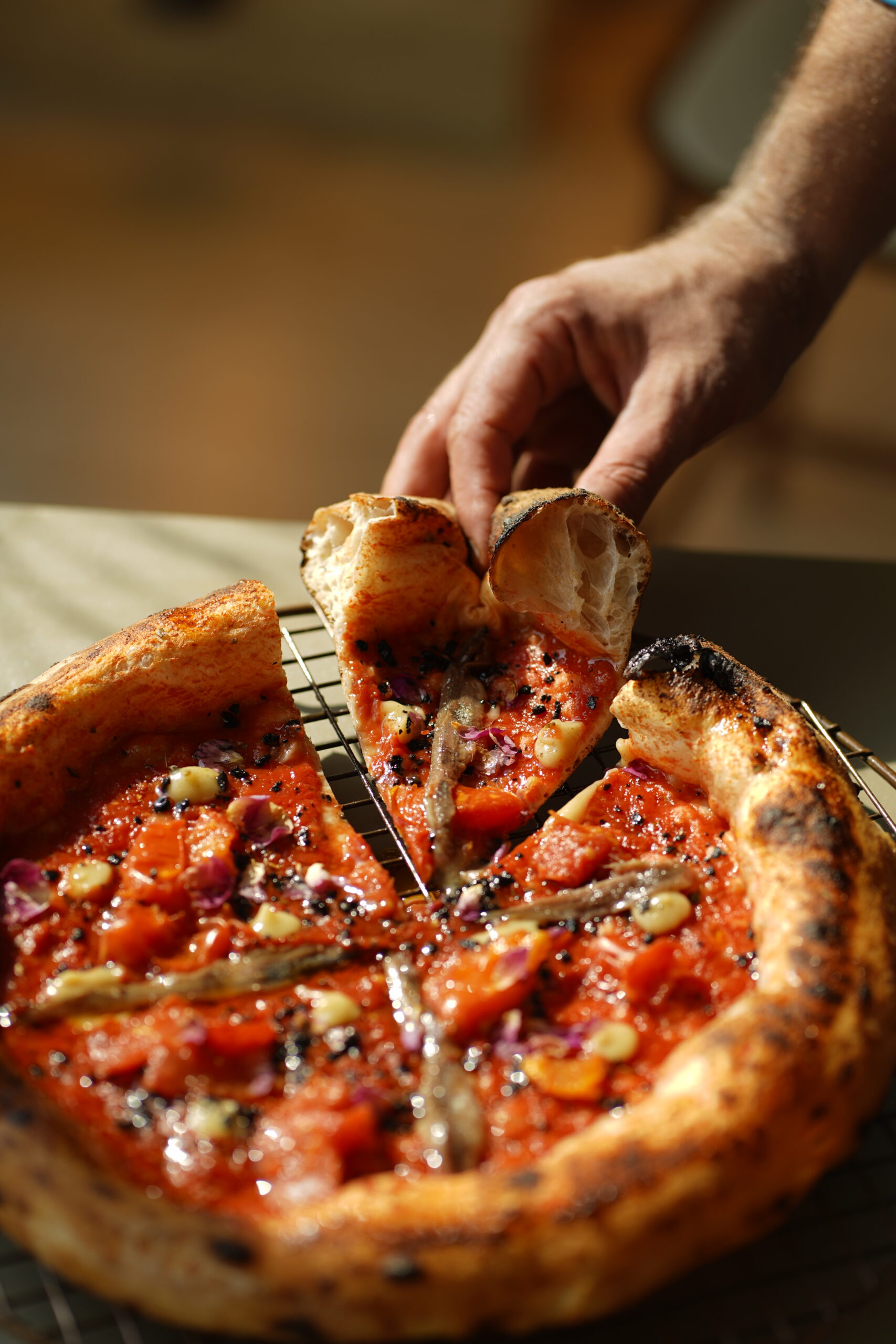 La Clandestina marinara pizza at Keanu's, Dubai